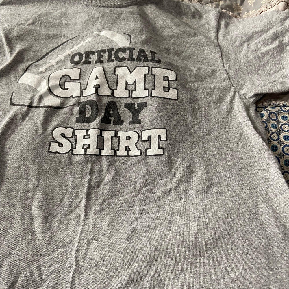 Gildan t shirt - Picture 4 of 4